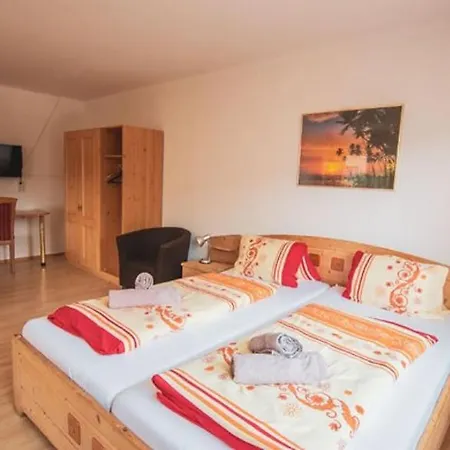 Gasthof Kirchenwirt Hotel 3*